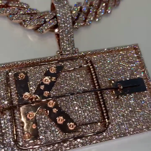 Collier Pendentif Initiale Personnalisée en Argent 925 avec Moissanite et Diamants, Style Hip Hop, Motif Épingle de Sûreté, Personnalisable - Product Image 2