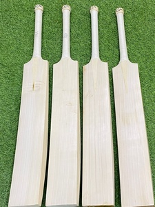 Bate de críquet de sauce inglés Duckbill con mango corto - Product Image 3