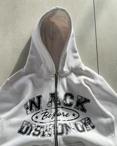 Sweat à capuche streetwear d'hiver pour homme, effet vieilli, avec logo personnalisé imprimé, patch brodé, coupe oversize, en molleton 100% coton 370g - Product Image 3