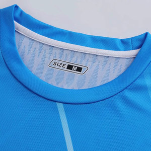Uniforme de Fútbol de Poliéster Transpirable de Alto Rendimiento con Costuras Suaves para Entrenamientos de Fútbol para Hombres Adultos - Product Image 4