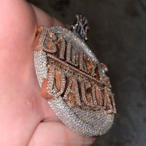 Colgante Personalizado con Símbolo, Plata 925, Redondo, con Incrustaciones de Moissanita VVS, Oro Rosa, Letra en Relieve, Joyería Hip Hop Unisex - Product Image 4