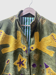Chaqueta de terciopelo con cuello mandarín y patrón animal bordado a mano, manga larga, talla grande, para otoño. - Product Image 6