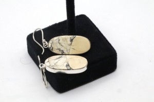 Pendientes de Aro de Ágata Natural con Plata Alemana – Joyería Artesanal de Aro con Piedras Preciosas para Mujer - Product Image 3