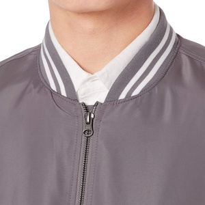 แจ็กเก็ตเบสบอลผ้าซาตินสำหรับสตรีทแวร์เสื้อแจ็กเก็ตซาตินใส่ได้ทั้งชายและคอ - Product Image 5