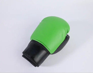 Guantes de Sparring Personalizados de Fábrica, Guantes de Entrenamiento Profesional, Guantes de Combate con Espuma Multicapa y Cuero para Muay Thai, MMA y Boxeo - Product Image 2