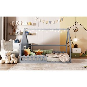Letto a capanna in legno grigio a grandezza naturale con finestra e recinzione per bambini, modello WF304147AAE - Product Image 4