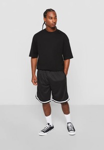 Shorts de sport pour hommes en maille respirante, taille haute, légers, écologiques et de qualité supérieure – Fournisseur en gros pour fabricants - Product Image 4