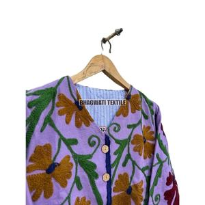 Meilleure qualité 100% Suzani Boho Style classique élégant veste brodée à la main Kantha coton XL Kimono longue broderie imprimée - Product Image 6