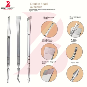Juego de manicura de acero inoxidable de 3 piezas, con un cortaúñas de doble punta, un empujador de cutículas y una caja de almacenamiento - Product Image 3