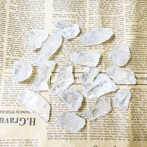 หินคริสตัลสีขาวธรรมชาติ ขนาด 2-4 ซม. 100 กรัม ยี่ห้อแอ็บบอต ของตกแต่งบ้าน ธีมความรัก - Product Image 4