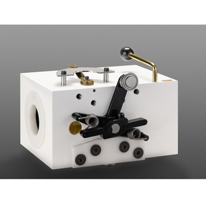 Oferta Especial: Unidad de Desplazamiento ROLLRING Modelo 4RR80, Sistema Lineal con Eje de 80mm de Diámetro, Motor Multifuncional para Enrollado de Alambre y Rectificado - Product Image 1