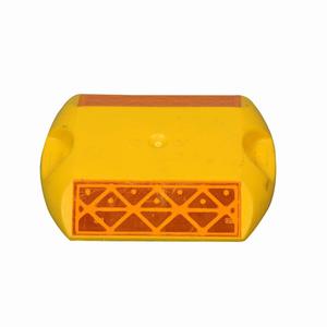 LAKSHY Borne de signalisation routière en plastique HDPE avec tige pour installation fixe sur béton, hauteur 30 mm, indice de vitesse 25-45 mph, 2 voies - Product Image 3