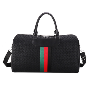 กระเป๋าเดินทางดีไซน์หรูสำหรับผู้ชายและผู้หญิง ทำจากหนังพรีเมียม ลายทาง ขนาดใหญ่ จุของได้เยอะ เหมาะสำหรับเดินทางท่องเที่ยวและออกกำลังกาย - Product Image 5