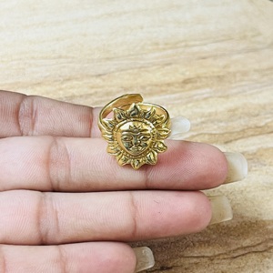 Bague Bohème en Laiton Plaqué Or 18 carats pour Femme, Motif Soleil Céleste Tribal Vintage, Forte Demande, Vente en Gros/OEM/ODM - Product Image 2