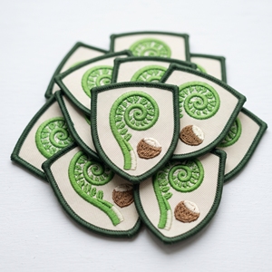 Custom Patch Brand Supplier Shield Wavy Sandstone Strata Badge Beige Twill Brown <b>Edge</b> <b>Iron</b> <b>On</b> Applique - Product Image 3