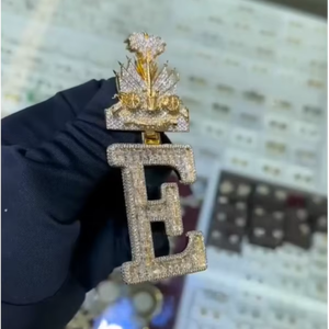 Joyería Fina de Plata 925 con Moissanita, Estilo Hip Hop, Chapado en Oro, Personalizable, Colgante con Letras Incrustadas, Certificado GRA, para Fiestas - Product Image 1