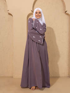 Abaya Gris para Mujer, Larga hasta el Suelo, Corte Holgado, Manga Larga, Cuello Redondo, Estilo Modesto para Uso Diario, Estilo de Oriente Medio, Bordado Floral - Product Image 4