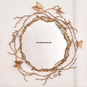 Espejo de pared con marco metálico elegante de calidad premium para el hogar y hoteles, estilo europeo con forma de flor, de alta gama. - Product Image 5