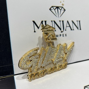 จี้ฮิปฮอปแบบ Iced Out และชาร์มเงินแท้ S925 ชุบทองคำ พร้อมสลักชื่อตามสั่ง ได้รับการรับรองจาก IGI ประดับเพชร VVS มอยส์ซาไนต์ สำหรับผู้ชาย - Product Image 5