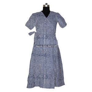 Hermoso Kimono de algodón Vestido Bata de baño Bloque de mano Estampado Kimono de verano y primavera para ducha o Bata - Product Image 1