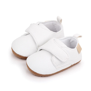 Chaussures en cuir pour bébé, semelle souple, premières chaussures pour nouveau-né, légères, confortables, design personnalisé, fournisseur en gros - Product Image 1