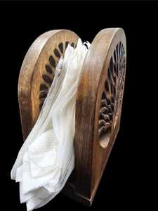 Caja de pañuelos de madera hecha a mano – Diseño de árbol tallado, decoración rústica estilo granja - Product Image 4