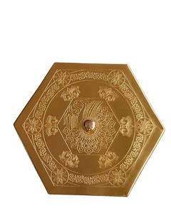 Organizador de Especias de Latón de Primera Calidad con Vasos Interiores Separados |   Dabba Tradicional para Almacenar Masala para Cocina India - Product Image 2