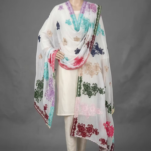 Longue écharpe hijab africaine en viscose pour femme, broderie florale, strass, légère, foulard musulman, vente en gros - Product Image 1