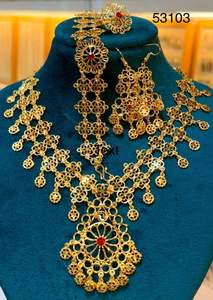 Elegante Juego de Collar y Pendientes de Mujer con Diseño de Hoja, Chapado en Oro y Circonitas, Cadena de Cuerda de 16 Pulgadas, Modelo 53103 - Product Image 2