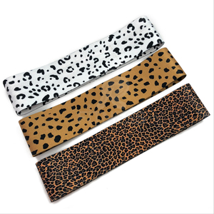Bandas de tela de color personalizado para glúteos, para mujeres, minoristas de fitness y pedidos al por mayor de equipos de entrenamiento - Product Image 4