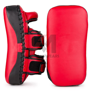 Pads thaïlandais personnalisés avec logo, fabricant de pads de frappe pour le kickboxing, pour les commandes en gros d'équipements sportifs à l'échelle mondiale - Product Image 1