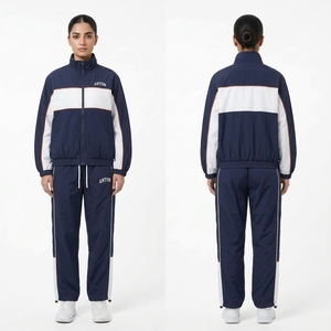 Conjunto Deportivo de Mujer con Bloques de Color, Chaqueta con Cierre Completo y Pantalones, Estilo Deportivo, Ropa de Otoño, Material de Poliéster Transpirable - Product Image 1