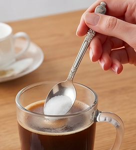 Juego de 6 cucharas de té clásicas plateadas, con acabado de alto brillo, aptas para lavavajillas, para bodas y regalos. - Product Image 5