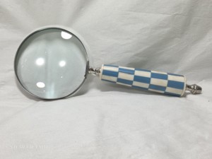 Luxury Handheld Magnifying Glass with Blue and White Checkered Bone Inlay Handle Vintage Style <b>Decorative</b> Reading Magnifier - Product Image 5