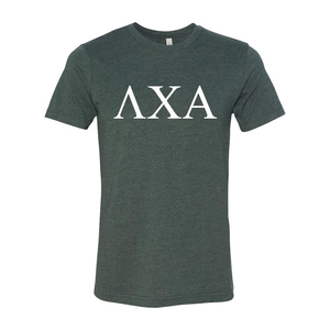 Camiseta Negra de Manga Corta para Hombre Alpha Kapa Psi con Letras Griegas Azules Estampadas en la Parte Delantera, Cuello Redondo Informal, Corte Regular, Algodón Jersey - Product Image 5