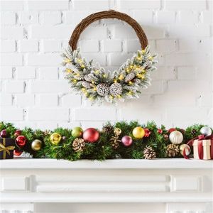 Ghirlanda Artificiale Moderna Effetto Neve con 35 LED, in PVC Dorato e Metallo, per Decorazioni Interne ed Esterne, Disponibile in Grande e Piccolo - Product Image 4