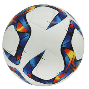 Ballon de football avec design durable cousu à la main, éco-responsable, pour intérieur/extérieur, qualité pakistanaise supérieure - Product Image 1