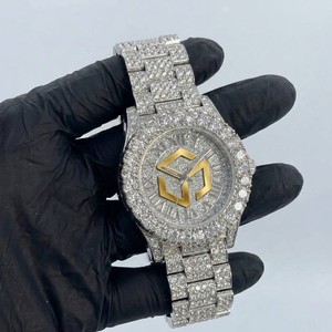 Reloj de Diamantes Iced Out, Reloj de Lujo Analógico de Cuarzo con Esfera de Números Romanos - Product Image 2