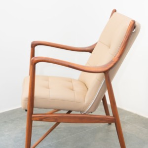 Fauteuil lounge en bois de noyer de qualité supérieure avec revêtement en cuir véritable, accoudoirs en bois massif courbé, design pour la maison, l'hôtel, PISANO - Product Image 3