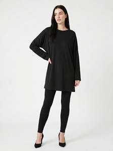 Chemisier noir à manches longues pour femme Elya en soie de lait, coupe ample, taille unique, haut décontracté, respirant et léger, jusqu'à 3XL, vente en gros - Product Image 5