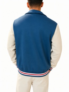 Blouson universitaire bleu pour homme avec poignets rayés rouge et blanc, col montant, fermeture à bouton unique, style décontracté, coupe régulière, séchage rapide - Product Image 4