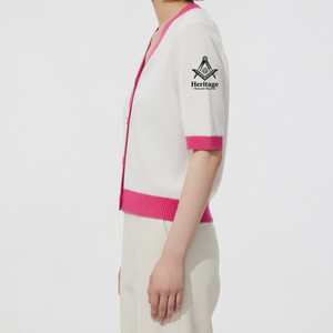 Alpha grec |   Kapa |   Cardigan personnalisé Alpha sur mesure pour femmes, style universitaire d'hiver, rose et blanc vintage, pour sororité AKA - Product Image 2