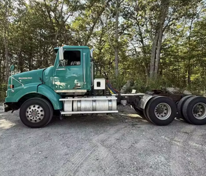 Camion poids lourd d'occasion Great Fleet 2017 Western Star 4900 6x4 Diesel à double essieu avec cabine simple, disponible à l'exportation - Product Image 2