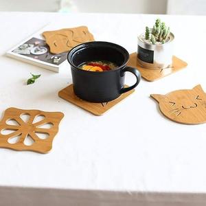 Sous-verres en bois personnalisés de haute qualité pour hôtels, complexes hôteliers et restaurants, avec option de promotion de marque, disponibles à bon prix - Product Image 3