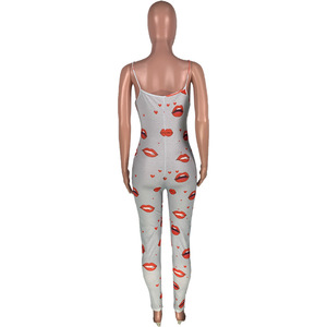 Mono estampado de labios para mujer, con tirantes finos, cintura alta, ajuste ceñido, largo completo, transpirable y elástico, ideal para primavera, verano y discoteca. - Product Image 3