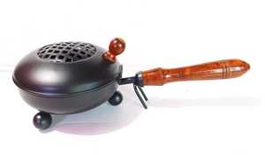 Quemador de incienso indio de madera con incrustaciones de nácar y hueso, diseño Estrella del Océano, para benzoina - Product Image 6