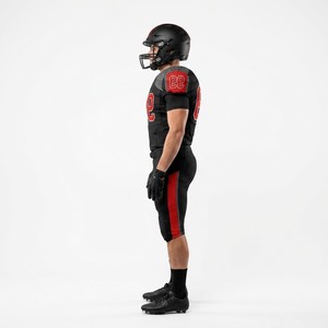 Maillot de football américain personnalisé pour homme, manches courtes, noir et rouge, sublimé, anti-humidité, coupe ajustée, adulte - Product Image 6