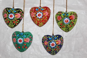 Handmade <b>Paper</b> Mache Floral Heart Ornament Kashmir Hand-Painted Heart Hanging Decoration Green Floral <b>Paper</b> Mache Heart Wall - Product Image 3