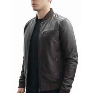 Chaqueta Bomber de Piel de Oveja Color Chocolate Oscuro Hecha a Mano y con Ajuste Personalizado para Hombre, Cuello Alto, Resistente al Viento y al Agua para Otoño - Product Image 1