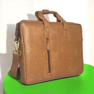 Bolsos y estuches para portátiles de cuero genuino, resistentes al agua, fáciles de transportar, con impresión de logotipo personalizado, diseño moderno, bolsos de oficina. - Product Image 3